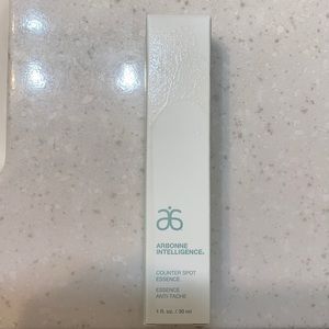 Arbonne counter spot essence